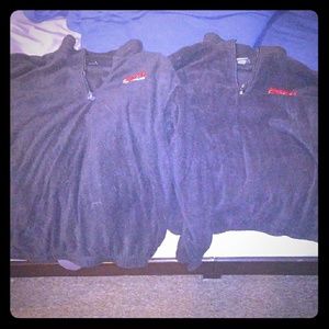 2 long-sleeved shirts